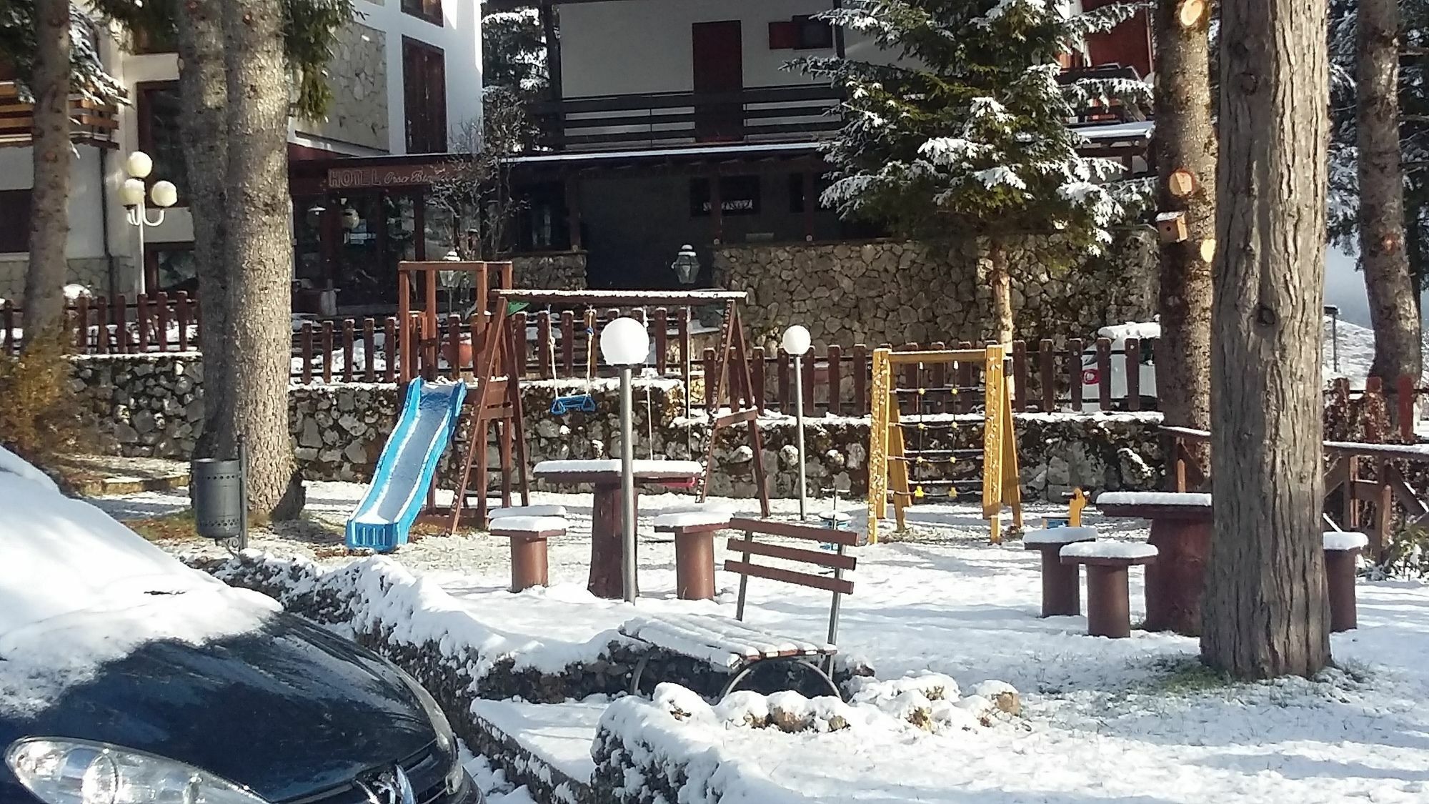 Pinguino Hotel 3*